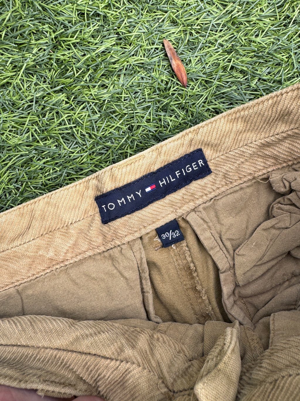 Tommy Hilfiger Mens Chino Trousers W30 L32 Beige Tan Straight Leg