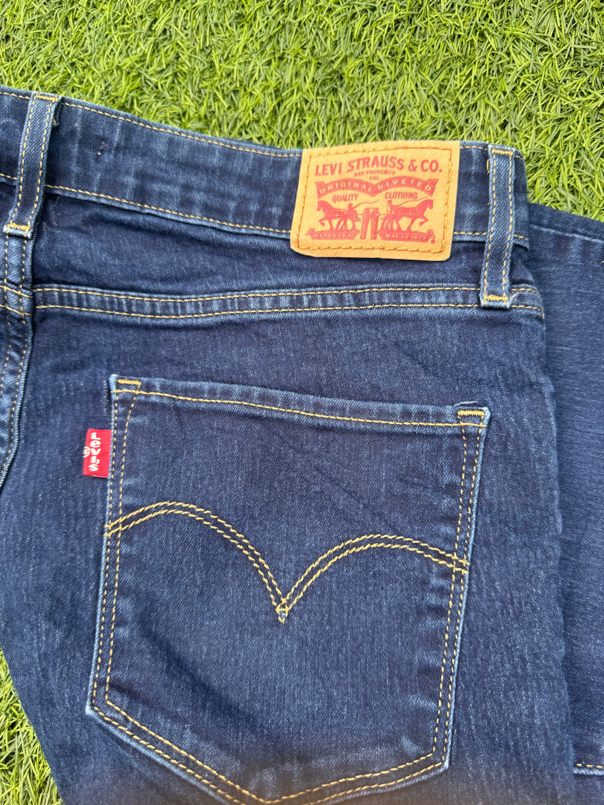 Levis 721 Womens Jeans W29 L30 High Rise Skinny Stretch Blue Denim