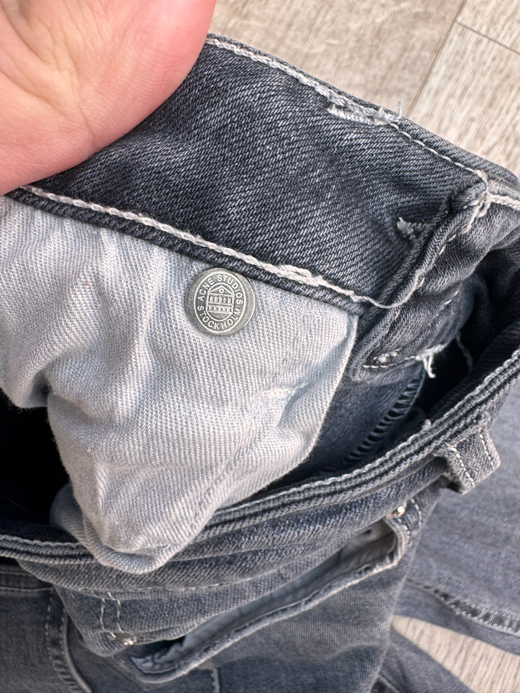 Acne Studios Womens Skin 5 LT Raven Jeans W27 L32 Grey Skinny