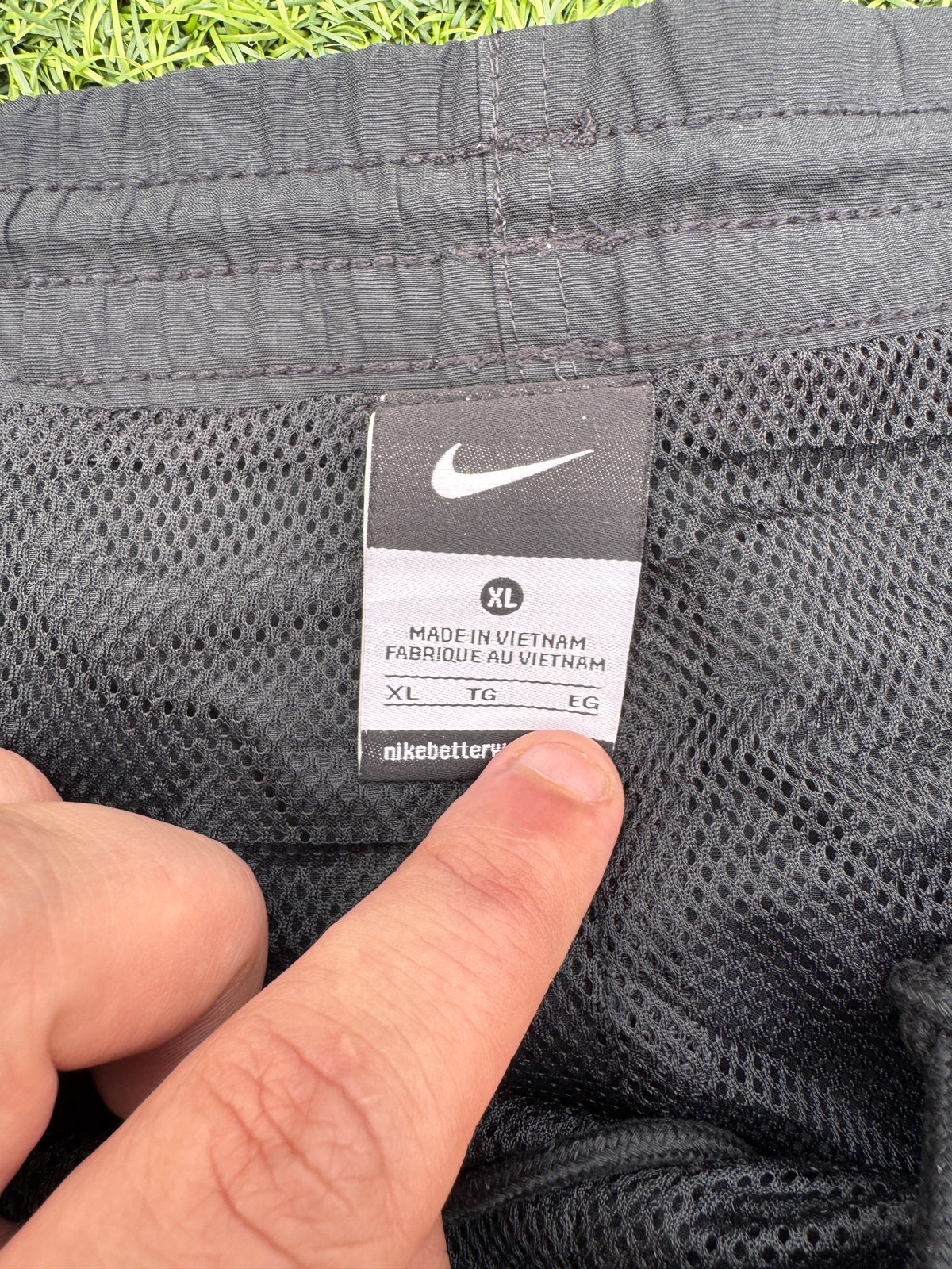 Nike Mens Track Pants XL Black Woven Lightweight Training Joggers